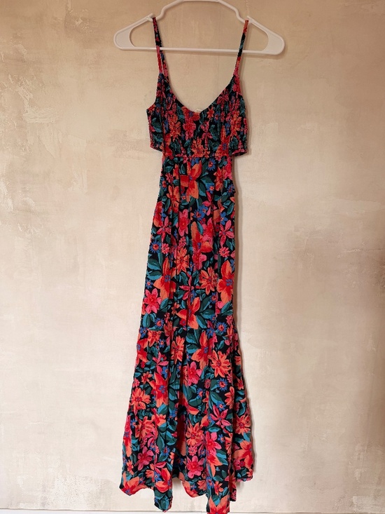 Roxy Hot Tropics Floral Smocked Cut-Out Tiered Maxi Dress Tropical Boho S - Picture 4 of 9